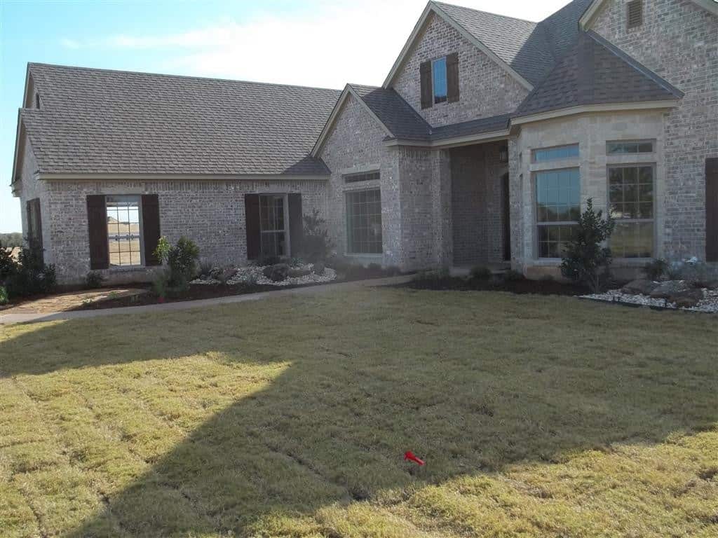 Can Your Home's Landscaping Affect Your Life Outlook? 4 Landscaping ideas